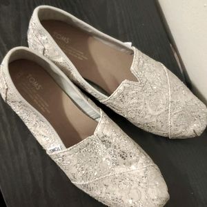 Silver Lace Glitz Seasonal Classic Slip-on Shoes